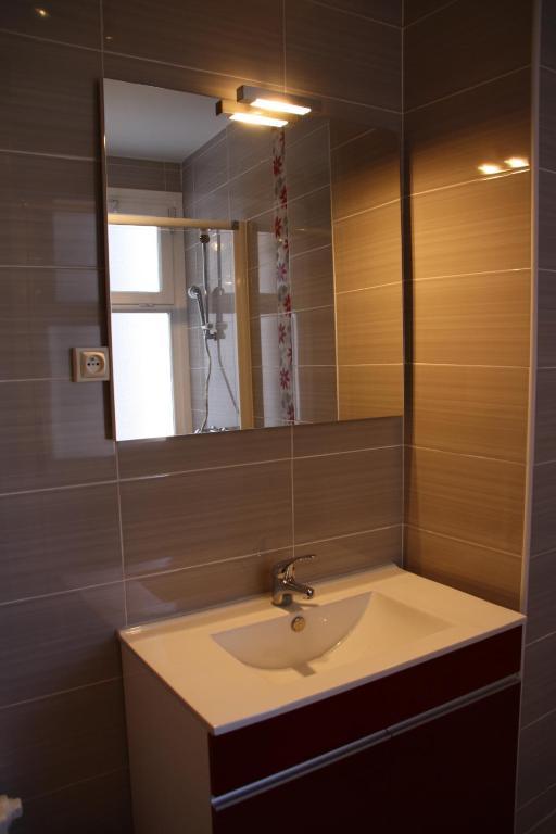 Appartement Le Saint Vincent - Les Balcons De La Cite Carcassonne Room photo